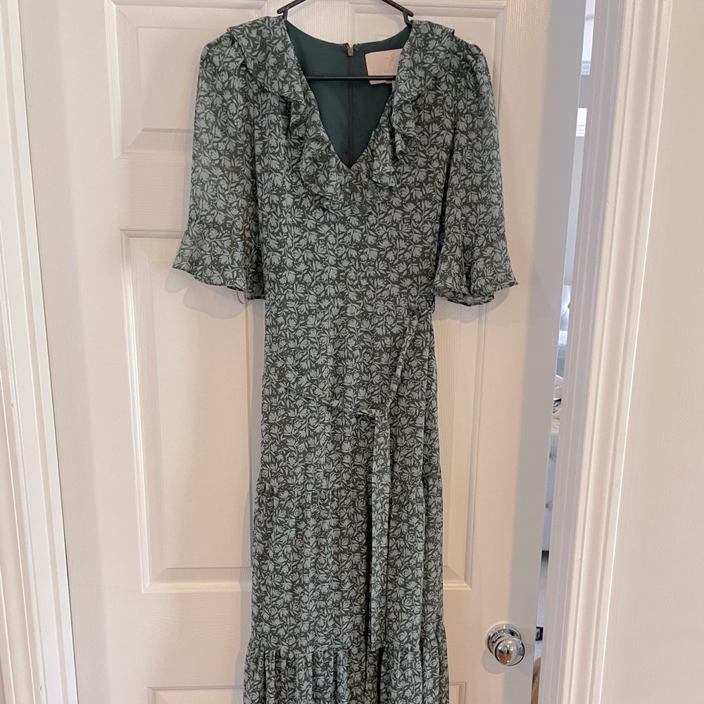 Gal meets glam green maxi dress size 6P